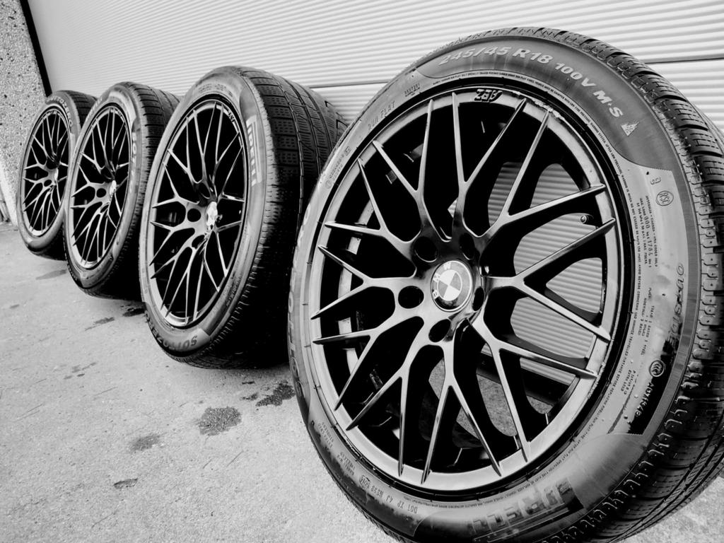 Zomersetje AEZ sportvelgen 18'+ kwaliteitsbanden, Auto-onderdelen, Banden en Velgen, Velg(en), Ophalen