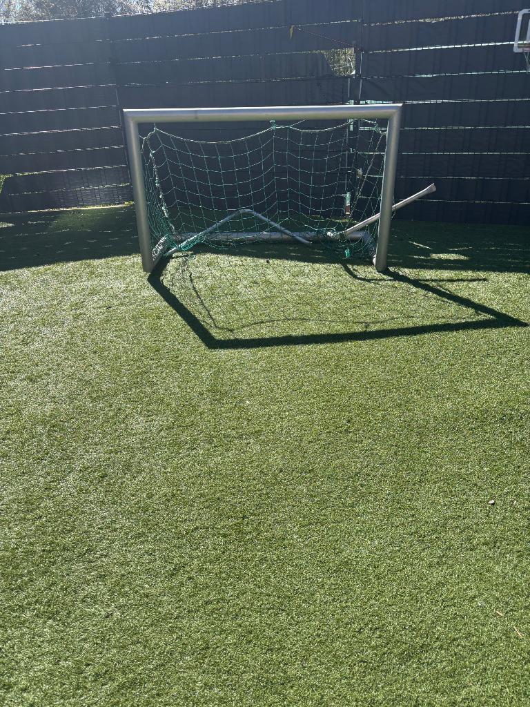 Goal foot à vendre doit être souder ou utilisé comme ca, Sports & Fitness, Enlèvement