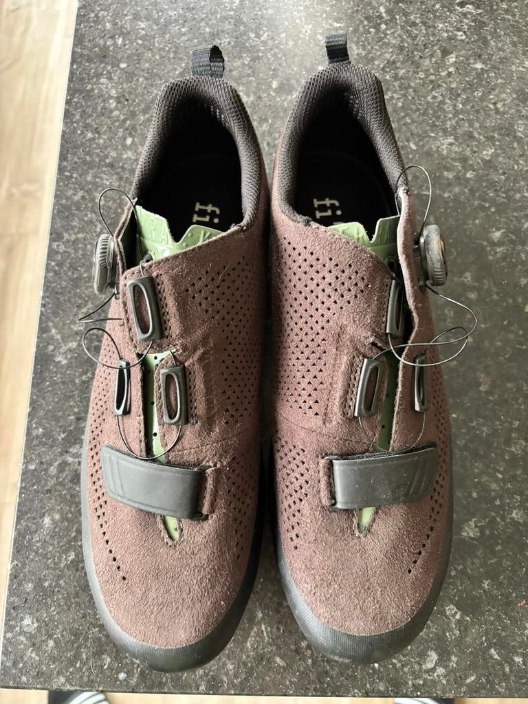 Fietsschoenen met klikpedalen als nieuw, Ophalen, Zo goed als nieuw, Schoenen