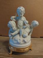 3 engelfiguren, Ophalen