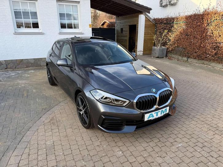 BMW 1 Serie 118 118i Aut. Sport Line/Navi/app Cp/Camera/pano, Auto's, BMW, Particulier, Te koop, 1 Reeks, ABS, Airbags, Airconditioning