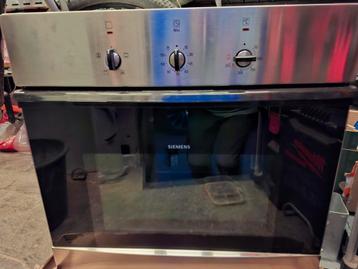 Four SIEMENS comme en très très bon état !!!, Elektronische apparatuur, Ovens, Ophalen of Verzenden, Zo goed als nieuw, Oven
