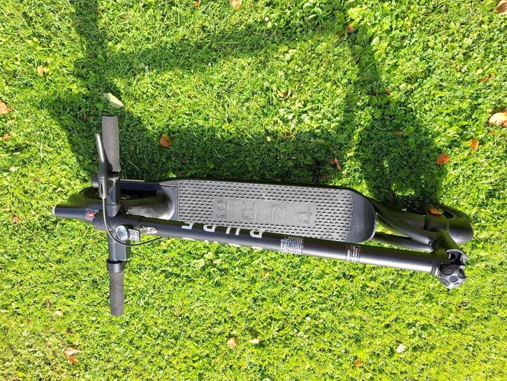 elektrische step - PURE Air - amper gebruikt, Fietsen en Brommers, Steps, Zo goed als nieuw, Elektrische step (E-scooter), Ophalen