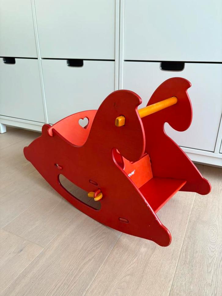Houten hobbelpaard Moover rood, Enfants & Bébés, Jouets | Jouets a bascule, Comme neuf, Enlèvement