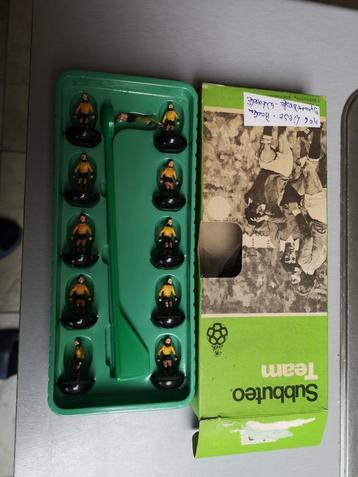 SUBBUTEO table soccer team nr 6 (geel/zwart) beschikbaar voor biedingen