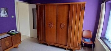 armoire en bois  beschikbaar voor biedingen