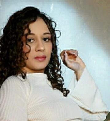 Laura massage profissionnel beschikbaar voor biedingen
