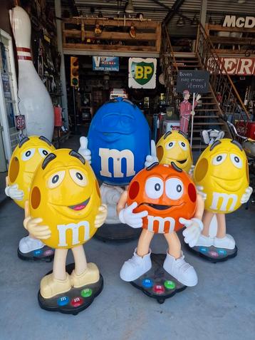 m&m display poppen uit Amerika  beschikbaar voor biedingen