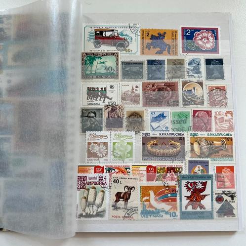 Postzegels van over de hele wereld. 391 stuks! 1940-2024, Timbres & Monnaies, Timbres | Albums complets & Collections, Enlèvement ou Envoi