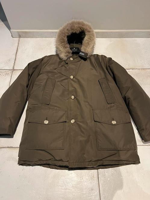 Prachtige nieuwe originele Woolrich jas arctic parka jas XL, Vêtements | Hommes, Vestes | Hiver, Neuf, Taille 56/58 (XL), Vert