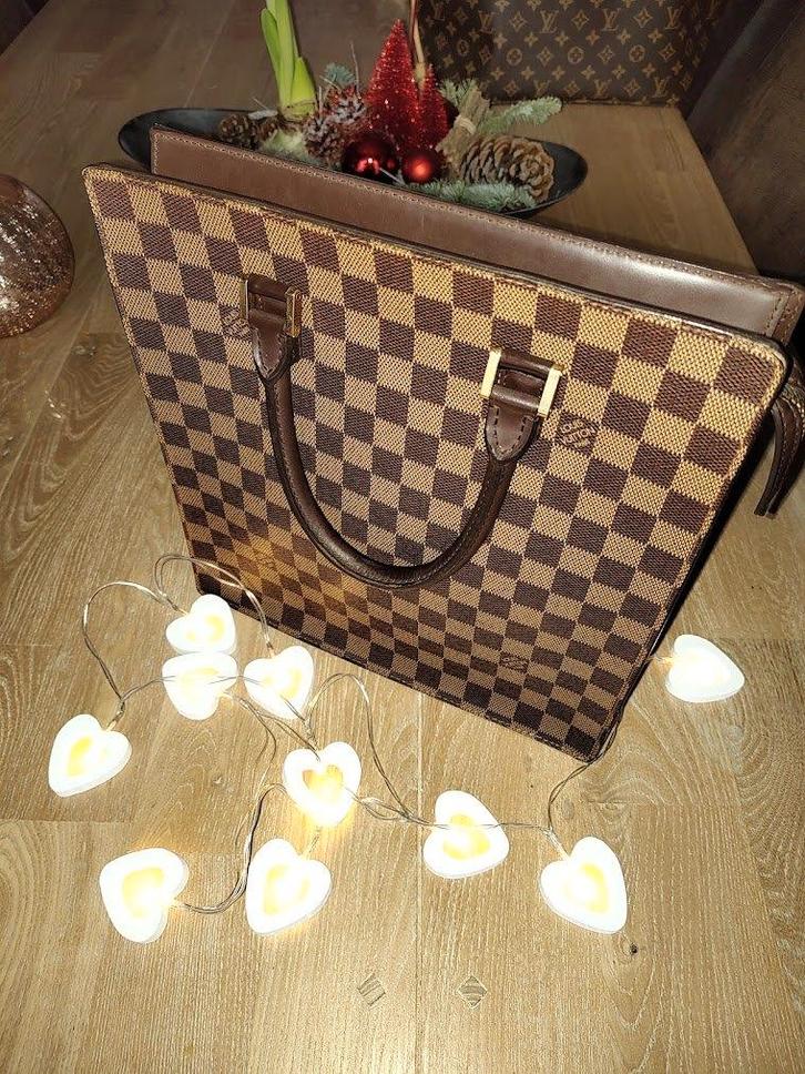 Louis Vuitton Handtas N51145 Venice PM - Brown Damier, Handtassen en Accessoires, Tassen | Damestassen, Zo goed als nieuw, Handtas