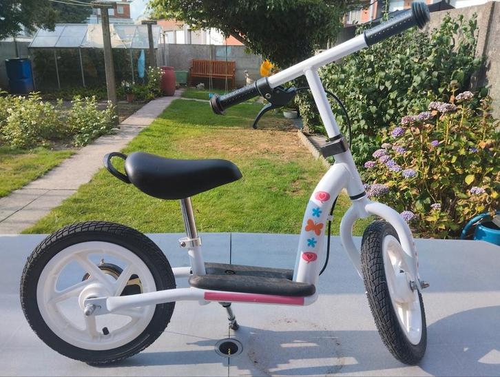 Nieuw loopfietsje,zit nog in de verpakking,foto zelfde fiets, Kinderen en Baby's, Speelgoed | Buiten | Voertuigen en Loopfietsen