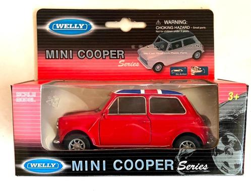 Mini Cooper rood met Union Jack dak Welly., Hobby en Vrije tijd, Modelauto's | Overige schalen, Zo goed als nieuw, Auto, Ophalen