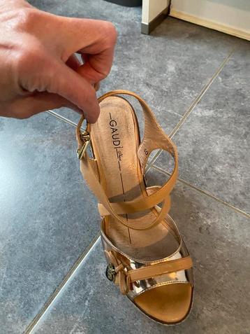 Schoenen Gaudi maat 40 beschikbaar voor biedingen