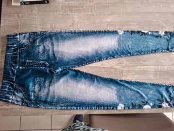 3 gelijke leggings maat l  voor 8 euro  rekstof beschikbaar voor biedingen