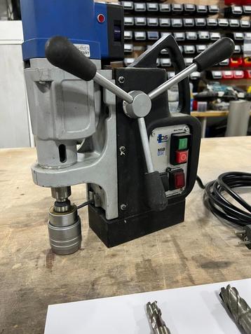 Magneet Boormachine beschikbaar voor biedingen