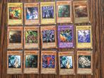 28 Yu-Gi-Oh kaarten, Ophalen of Verzenden, Zo goed als nieuw, Meerdere kaarten