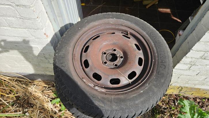 Vredestein Snowtrac 3 195/65 R15 91T + 15-inch velgen, Auto-onderdelen, Banden en Velgen, Velg(en), Winterbanden, 15 inch, 195 mm