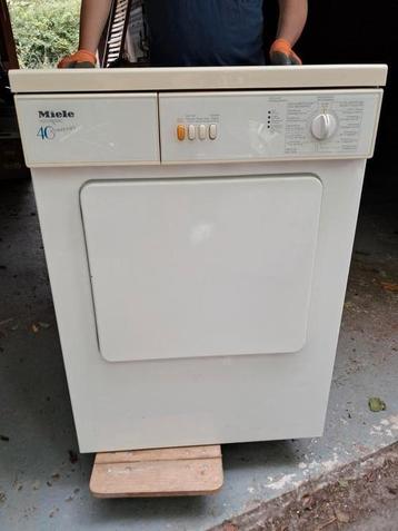 Miele beschikbaar voor biedingen