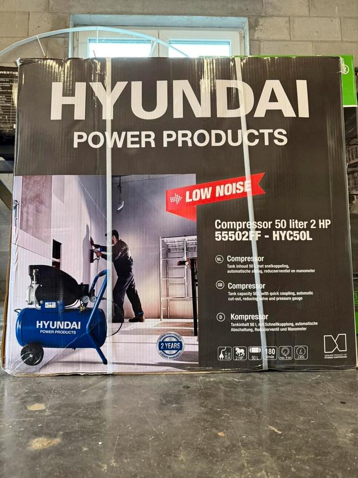 Compressor, Doe-het-zelf en Bouw, Schildersmaterialen, Zo goed als nieuw, Ophalen