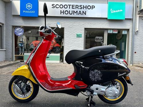 VESPA  PRIMAVERA 50cc MICKEY MOUSE (nr.223), Fietsen en Brommers, Scooters | Vespa, Nieuw, Overige modellen, Ophalen of Verzenden