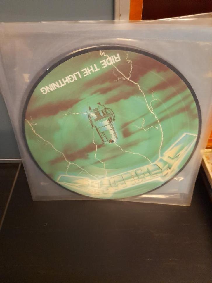 lp-metallica-ride the lightning-rare promo picture disc, Cd's en Dvd's, Vinyl | Hardrock en Metal, Zo goed als nieuw, Ophalen of Verzenden