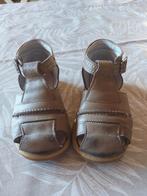 Chaussure d'été en cuir décente en taille 24, Utilisé, Enlèvement ou Envoi
