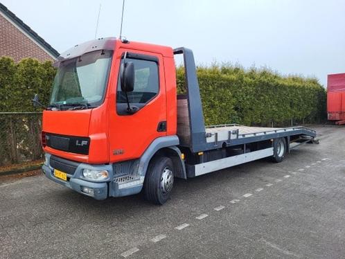Daf lf oprijwagen., Auto's, Vrachtwagens, Bedrijf, Trekhaak, DAF, Diesel, Euro 4, Handgeschakeld, Rood, Achterwielaandrijving