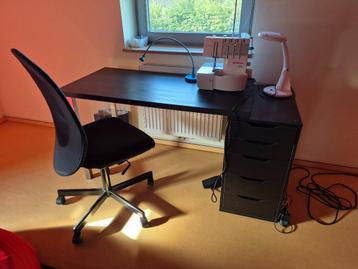 Ensemble bureau + chaise IKEA, Enlèvement, Réglable en hauteur, Utilisé, Bureau