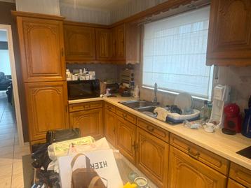 Gratis volledige keuken in eikenfront