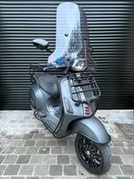 Vespa sprint iget, Fietsen en Brommers, Ophalen