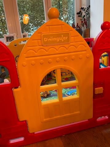Dwinguler playpen speelhoek beschikbaar voor biedingen