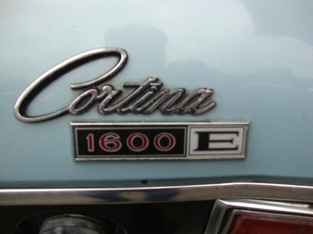 FORD CORTINA 1600E MK2..ZELDZAME OPKNAPPER.., Autos, Oldtimers & Ancêtres, Particulier, Intérieur cuir, Peinture métallisée, Phares antibrouillard