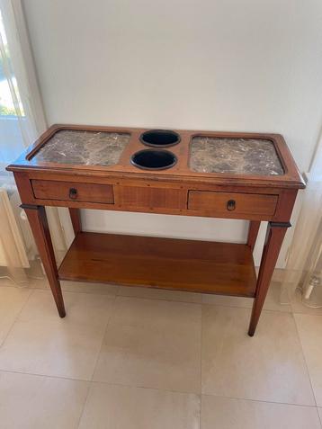 Bijzettafel/Rafraichissoir beschikbaar voor biedingen