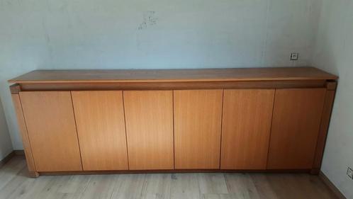 Grote degelijke dressoir, Huis en Inrichting, Kasten | Dressoirs, Gebruikt, 200 cm of meer, 25 tot 50 cm, Met lade(s), Met deur(en)