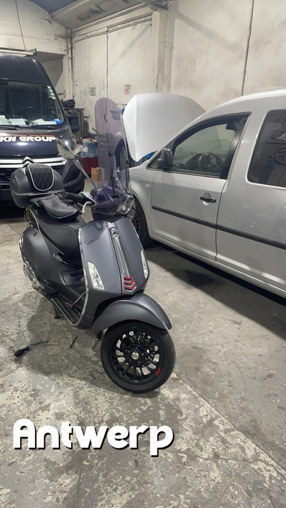 Vespa Sprint 2018 A Klasse, Fietsen en Brommers, Scooters | Vespa, Zo goed als nieuw, Overige modellen, Klasse A (25 km/u), Benzine