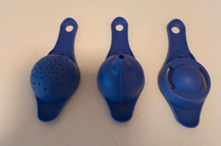 ensemble de trois petits ustensiles de cuisine Tupperware, Maison & Meubles, Cuisine| Tupperware, Neuf, Autres types, Violet, Enlèvement
