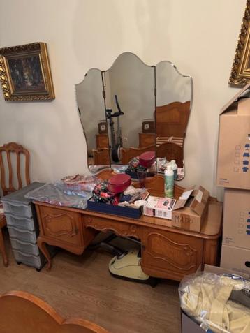 schminktafel mt glazenblad en toeklapbare spiegel, Ophalen, Gebruikt, Hout, Vintage