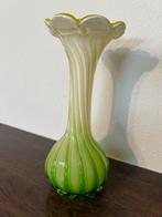 Vase en verre de Murano jaune-vert, Antiquités & Art, Enlèvement