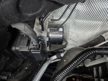 ABS Pomp van een Volkswagen Golf Plus beschikbaar voor biedingen