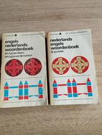 2 woordenboeken, Ophalen of Verzenden, Gelezen