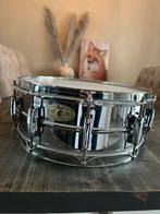 Pearl sensitone 10 lugs + superhoops, Muziek en Instrumenten, Ophalen, Pearl