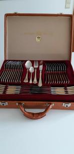 70-delige bestekkoffer 24 karaatverguld, Antiek en Kunst, Antiek | Bestek, Ophalen of Verzenden