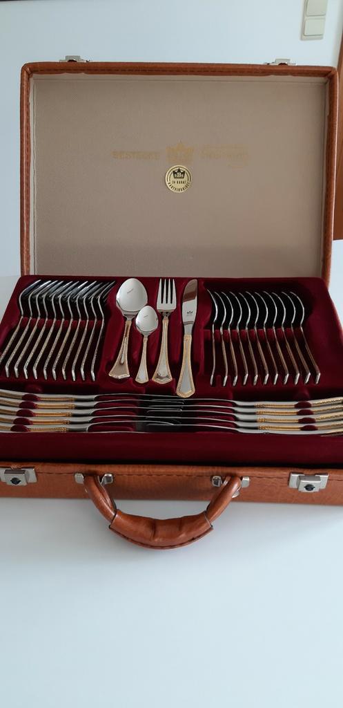 70-delige bestekkoffer 24 karaatverguld, Antiek en Kunst, Antiek | Bestek, Ophalen of Verzenden