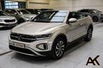 Volkswagen T-Roc Cabriolet 1.5 TSI Style DSG - NAVI - CAMERA, 4 zetels, Stof, 4 cilinders, Cabriolet