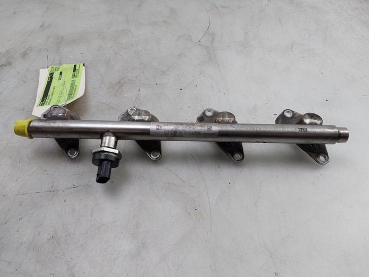 RAMPE D'INJECTION B (W246) (|A2700701595|A2700780245|), Autos : Pièces & Accessoires, Systèmes à carburant, Mercedes-Benz, Utilisé