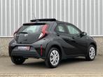 Toyota Aygo X AIR Play / 8.000 KM !!, 72 pk, Zwart, Bedrijf, Handgeschakeld