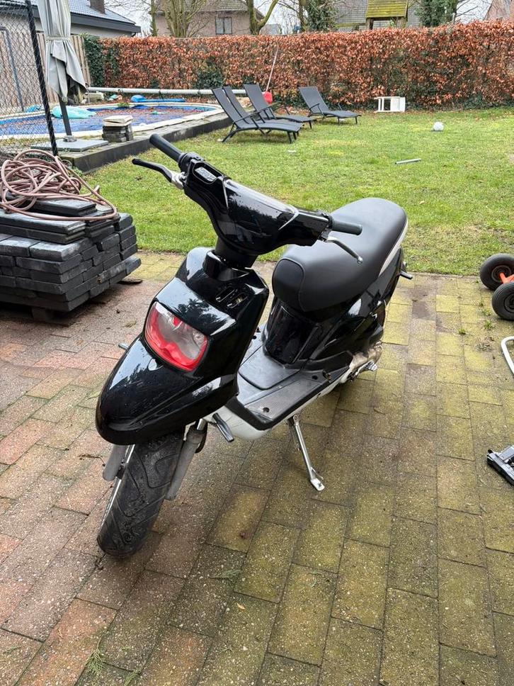 MBK Booster B klasse | 2004, Vélos & Vélomoteurs, Scooters | Peugeot, Neuf, Autres modèles, Classe B (45 km/h), Deux-temps, Enlèvement