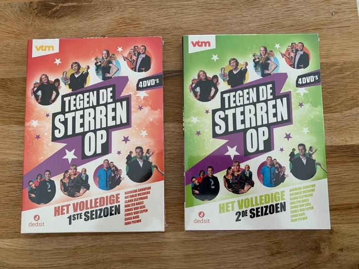 Tegen De Sterren Op - Seizoen 1 & 2 DVD., Cd's en Dvd's, Dvd's | Tv en Series, Nieuw in verpakking, Komedie, Boxset, Alle leeftijden