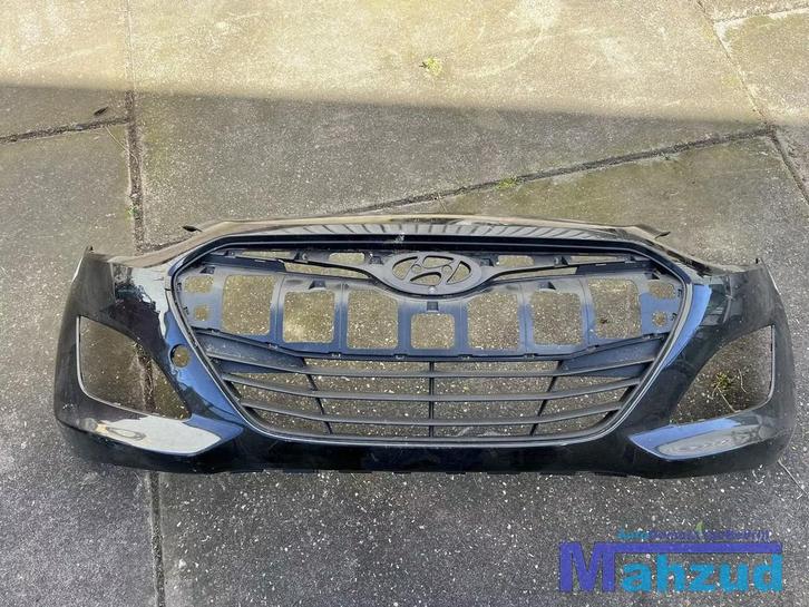 HYUNDAI I30 ZWART Voorbumper bumper 2011-2016, Auto-onderdelen, Carrosserie, Bumper, Hyundai, Voor, Gebruikt